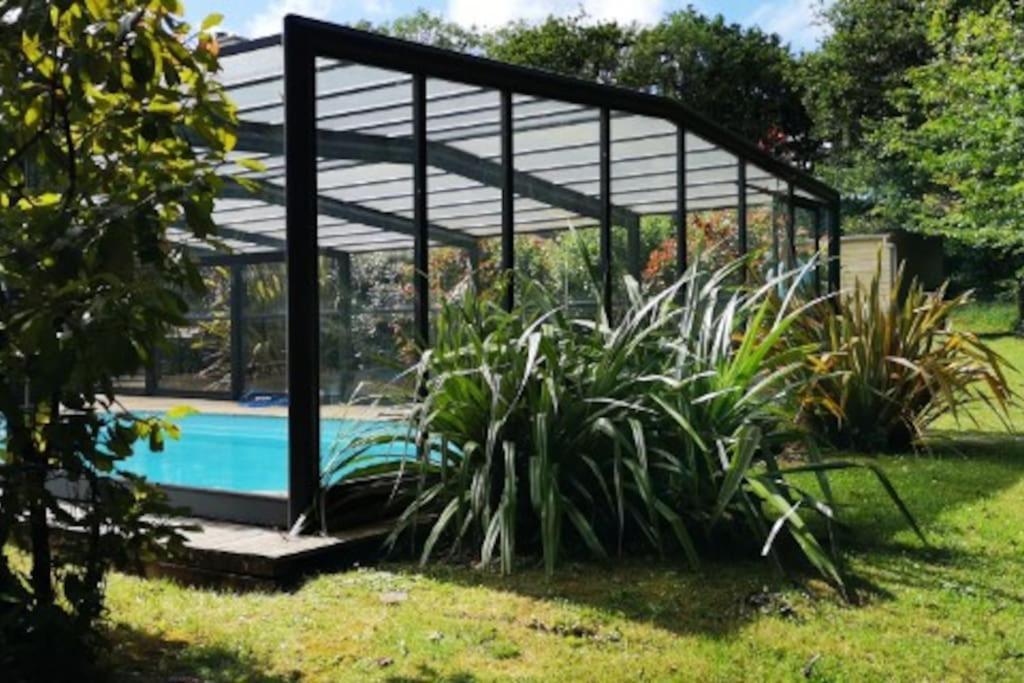 Des Fees - Piscine Crozon